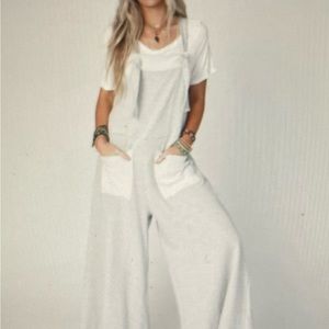 Three Bird Nest Jodi Jumpsuit in Light Gray Size small